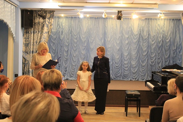 В Доме ученых состоялся концерт детской музыкальной школы Академгородка